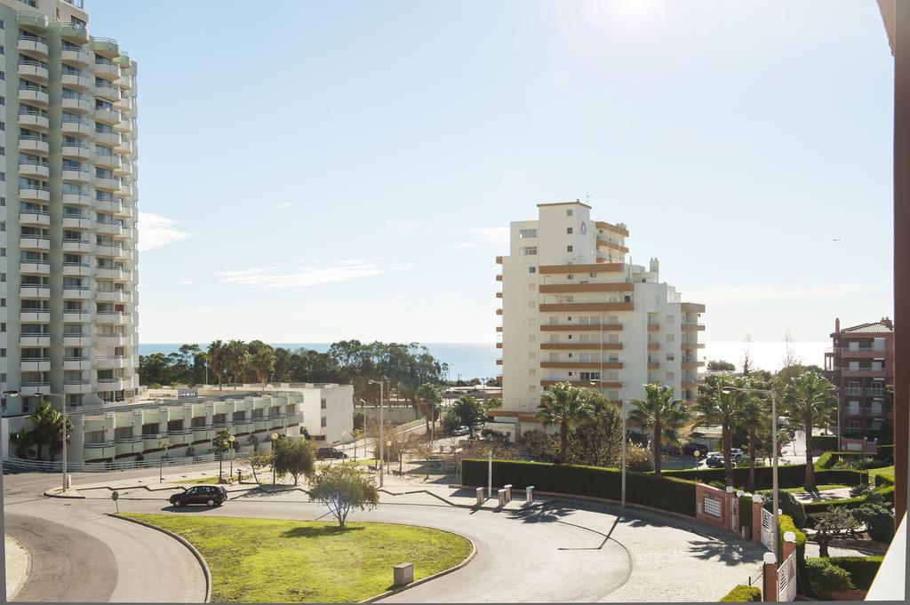 Rocha Blue Sea Apartment Portimão Extérieur photo