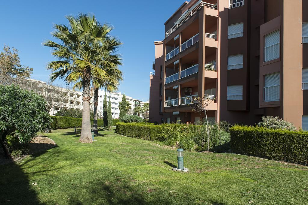 Rocha Blue Sea Apartment Portimão Extérieur photo